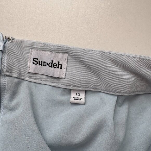 Aritzia Sunday Best Pleated Skirt Size 12 - Picture 3 of 4